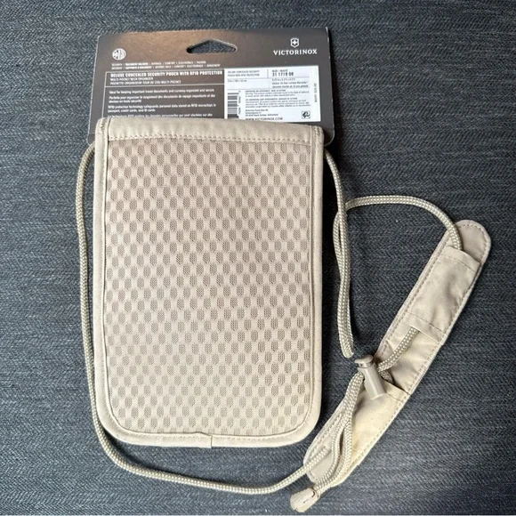 Victorinox Deluxe Concealed Security Pouch w/RFID Protection NWT - Picture 6 of 7
